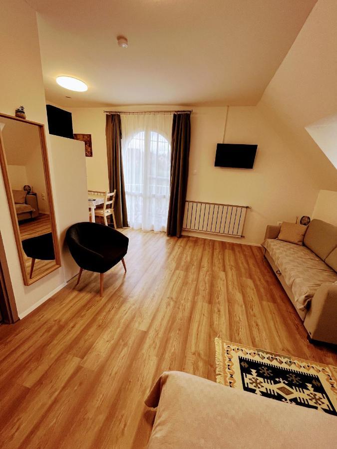 Regori Haz Hotel บาลาตองโยรอค ภายนอก รูปภาพ